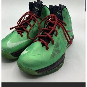Nike LeBron James 10 "Cutting Jades" GS Size 6Y